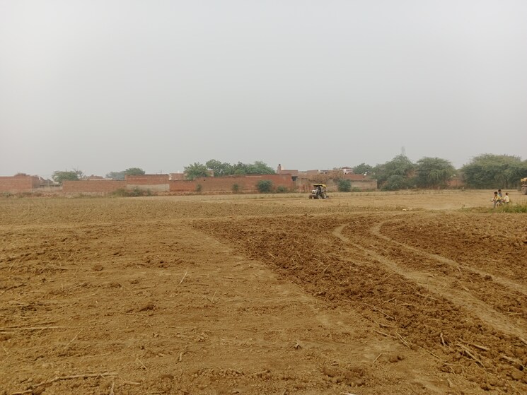 undefined, laramda  100 Sq.Yd. Plot In Laramda Agra 7838108