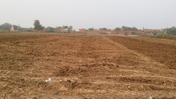 undefined, laramda  100 Sq.Yd. Plot In Laramda Agra 7838108