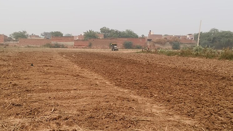 undefined, laramda  100 Sq.Yd. Plot In Laramda Agra 7838108