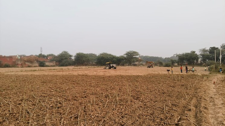 undefined, laramda  100 Sq.Yd. Plot In Laramda Agra 7838108