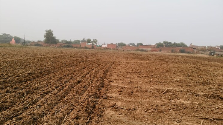 undefined, laramda  100 Sq.Yd. Plot In Laramda Agra 7838108