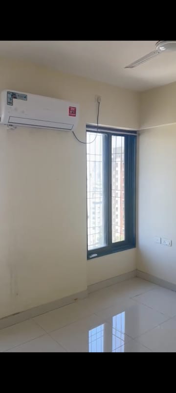 1 BHK Apartment For Rent in Dosti Belleza Parel Mumbai  7838178