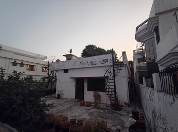  Plot – Exterior View View at Vasant Vihar - for Sale