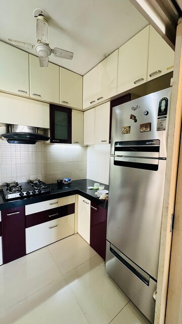 रेसिडेंशियल फ्लैट वर्ग फुट फॉर रेंट इन घोड़बंदर रोड थाने  7838352