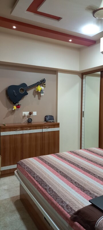 Bedroom in 1 BHK Apartment at Lodha Amara, Kolshet Road – for Sale