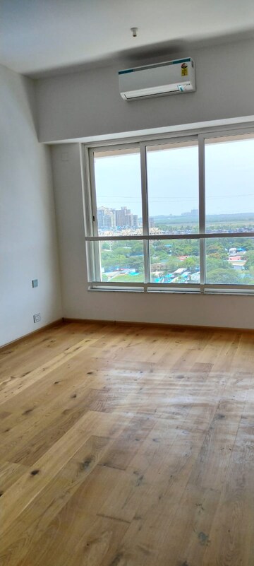 3 BHK Apartment For Rent in Shapoorji Pallonji Alpine Kandivali East Mumbai  7838427