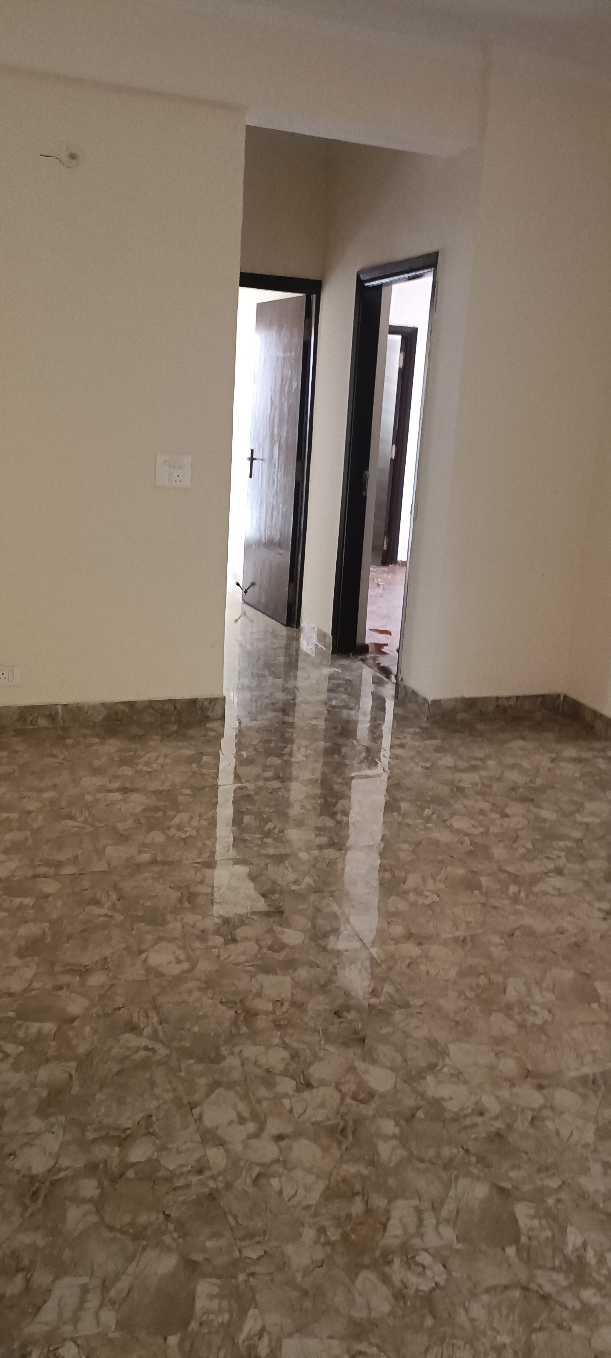 3 BHK 1185 Sq.Ft. Apartment in Amrapali Terrace Homes