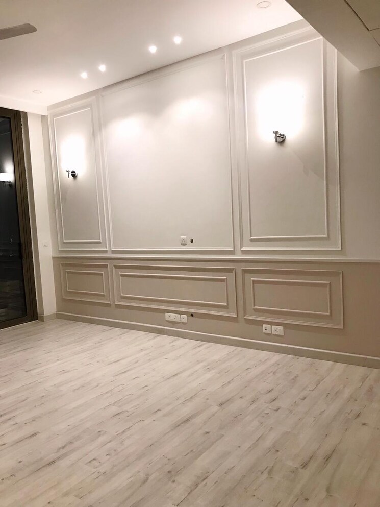 Room, m3m-golf-estate-fairway-west 3 Bedroom 3898 Sq.Ft. Apartment In Sector 65 Gurgaon 7838619