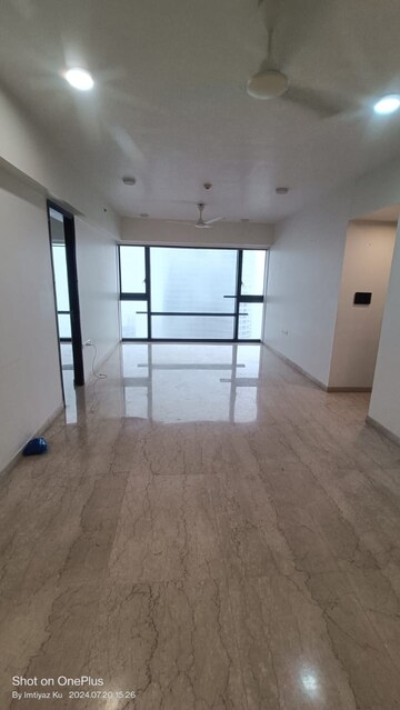 3 BHK Apartment For Rent in Lodha Trump Tower, Worli