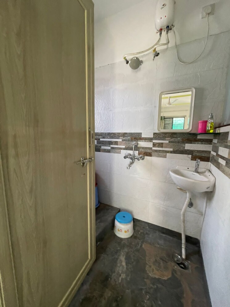 Bathroom, aarohi-chs-sus 2 Bedroom 960 Sq.Ft. Apartment In Sus Pune 7838738