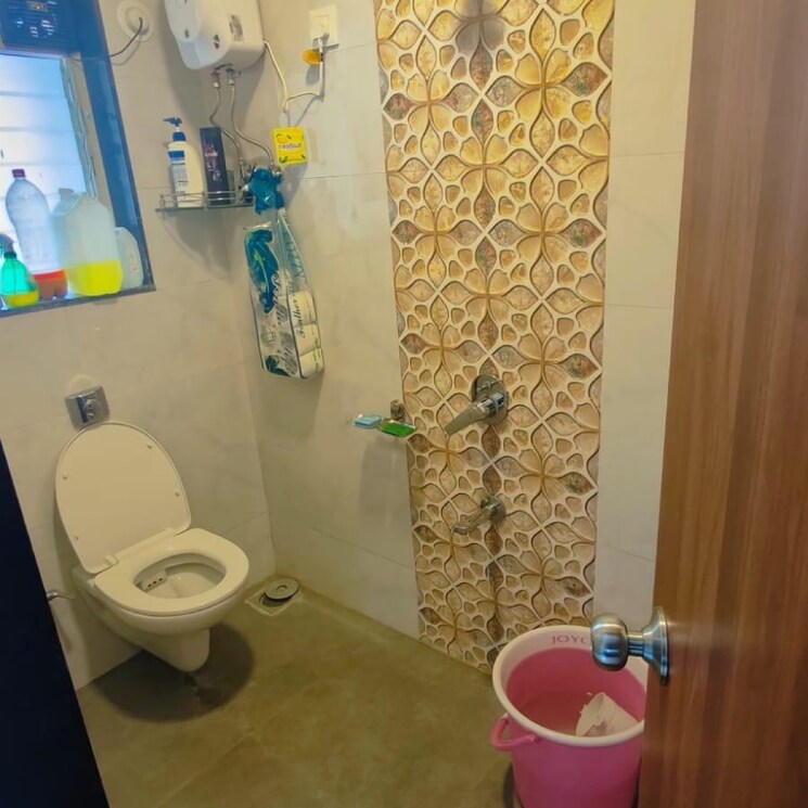Bathroom, natraj-building 1 Bedroom 410 Sq.Ft. Apartment In Nahur West Mumbai 7838770