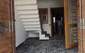 6+ BHK Independent House For Sale in Hauz Khas