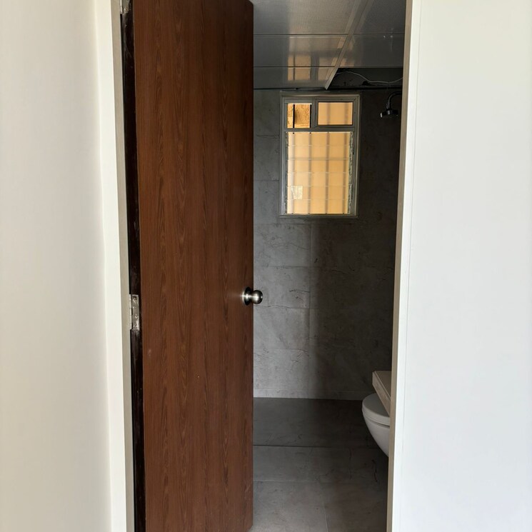 Bathroom, dosti-west-county 2 Bedroom 734 Sq.Ft. Apartment In Kolshet Industrial Area Thane 7838780
