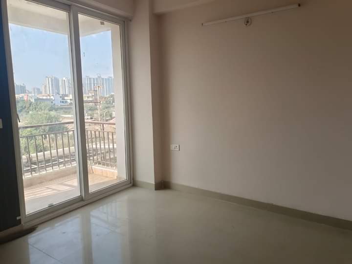 1 BHK 585 Sq.Ft. Apartment in Amrapali Ivory Heights