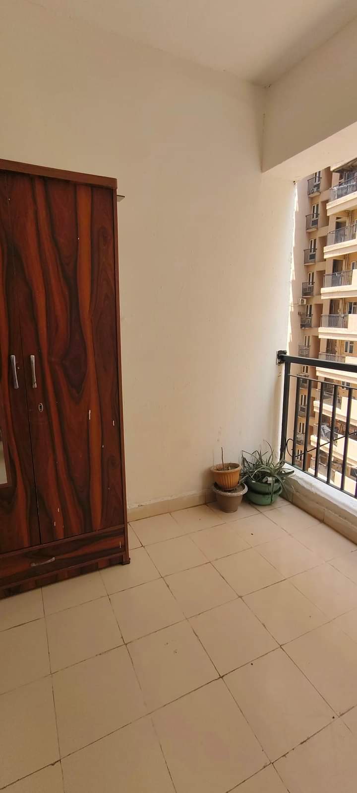 2 BHK Apartment For Sale in Supertech Ecovillage II