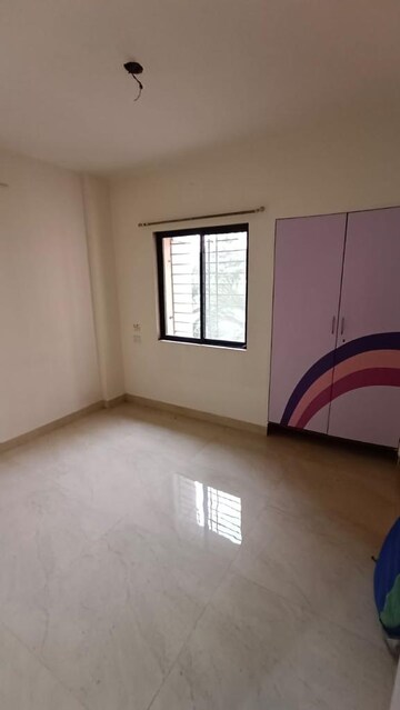Bedroom in 2 BHK Apartment at Raunak Unnathi Woods Phase 4 And 5, Ghodbunder Road – for Sale