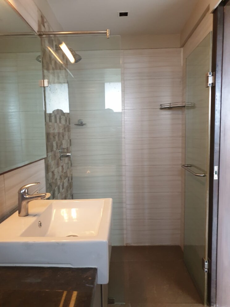 Bathroom, sanskriti-apartment-malabar-hill 3.5 Bedroom 1400 Sq.Ft. Apartment In Malabar Hill Mumbai 7838866