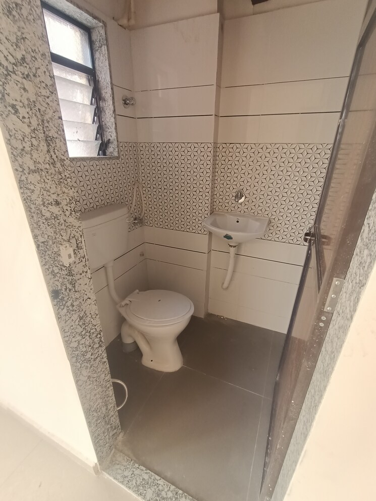 Bathroom, patel-ram-ambar 2 Bedroom 900 Sq.Ft. Apartment In Ambernath East Thane 7838874