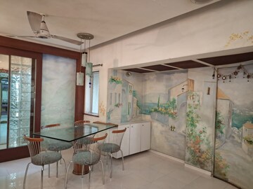 Living Room in 3 BHK Apartment at Juhu Shalimar CHS, Vile Parle West – for Rent