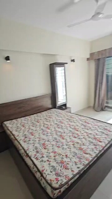 Bedroom in 2 BHK Apartment at Andheri West – for Rent