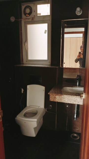 Bathroom in 3.5 BHK Apartment at Rishita Manhattan, Gomti Nagar – for Sale