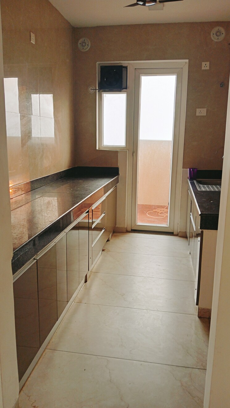 Kitchen, rishita-manhattan 3.5 Bedroom 1650 Sq.Ft. Apartment In Gomti Nagar Lucknow 7839015