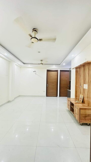 3 BHK Builder Floor For Rent in Chattarpur