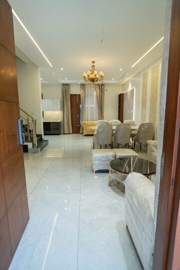 3 BHK Apartment For Rent in Vip Road