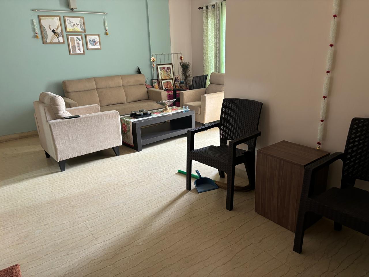2.5 BHK + Study Room Apartment For Sale in Mahagun Moderne