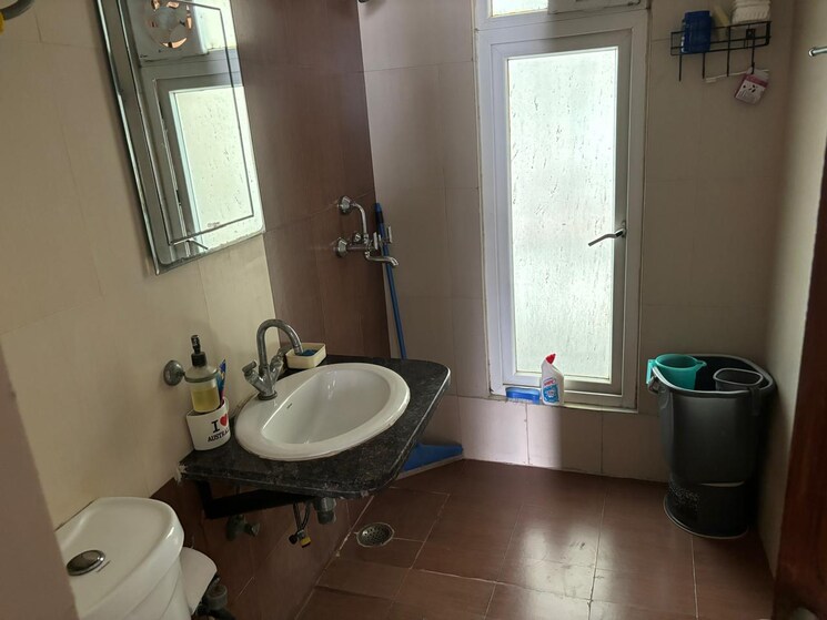 Exterior View, mahagun-moderne 2.5 Bedroom 1250 Sq.Ft. Apartment In Sector 78 Noida 7839281