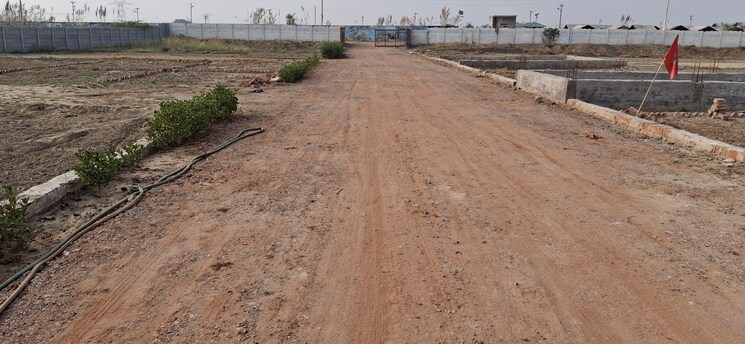 undefined, upsidc site b  500 Sq.Yd. Plot In Upsidc Site B Greater Noida 7839394
