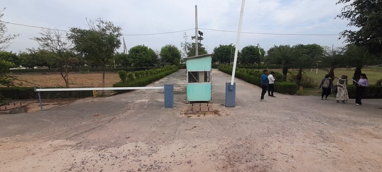 undefined, jewar  240 Sq.Yd. Plot In Jewar Greater Noida 7839483