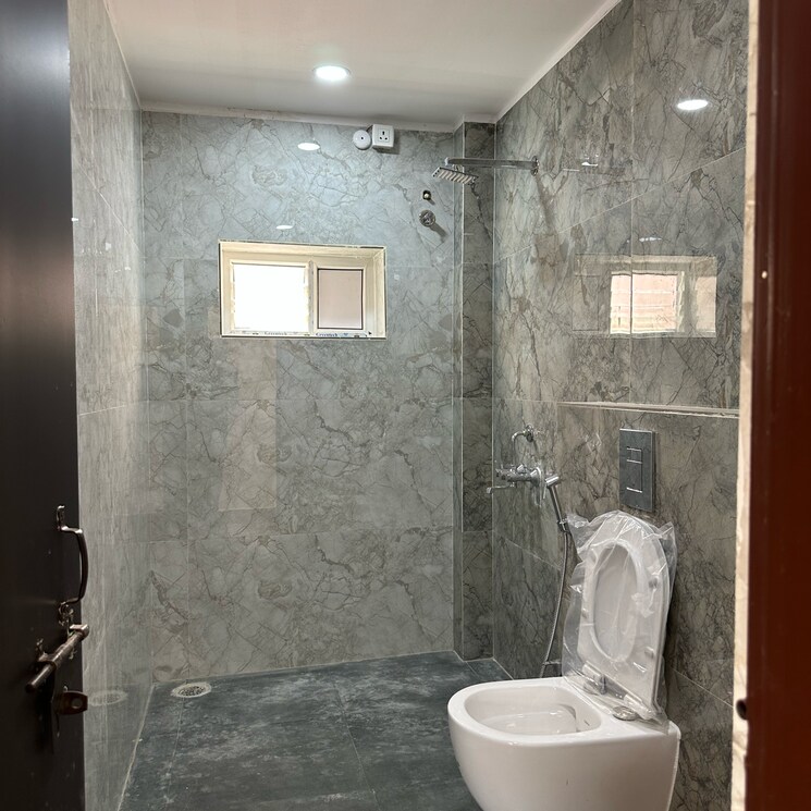 Bathroom, devi-kalyan-estates 3 Bedroom 3400 Sq.Ft. Villa In Vayupuri Hyderabad 7839487