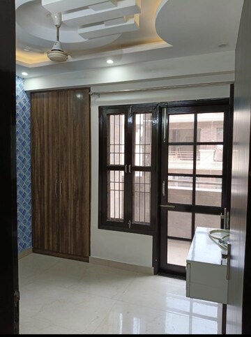 Room in 3 BHK Apartment at Peer Mucchalla – for Sale