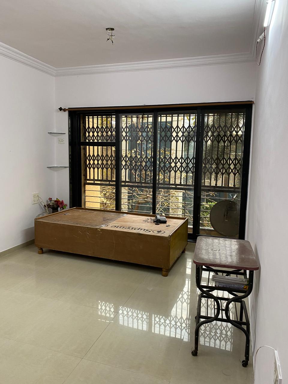 1 BHK Apartment For Rent in Lalani Residency Kavesar Thane  7839502