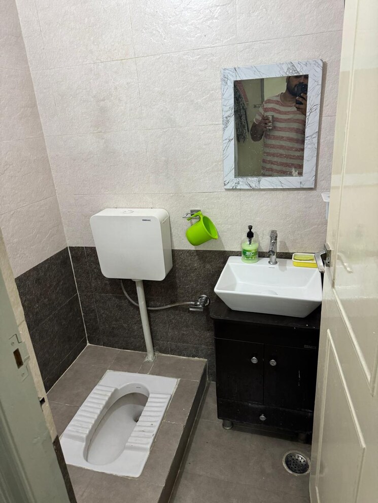 Master Bedroom, vaishali sector 4 1 Bedroom 500 Sq.Ft. Builder Floor In Vaishali Sector 4 Ghaziabad 7839517