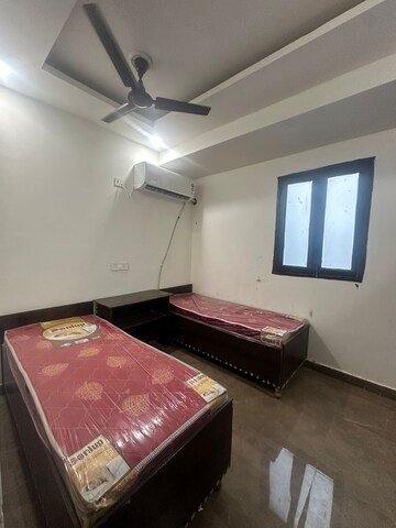  Pg For Rent in Sector 27