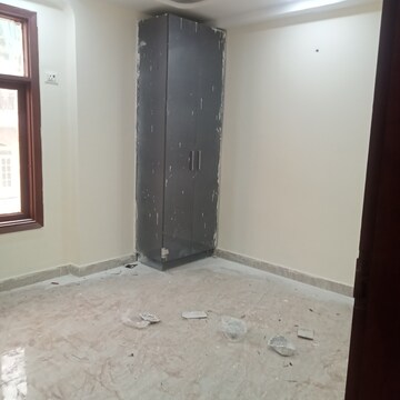 Room in 3 BHK Builder Floor at Chattarpur – for Sale