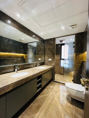 Kitchen in 4 BHK Builder Floor at Suncity Heights, Sector 54 – for Sale