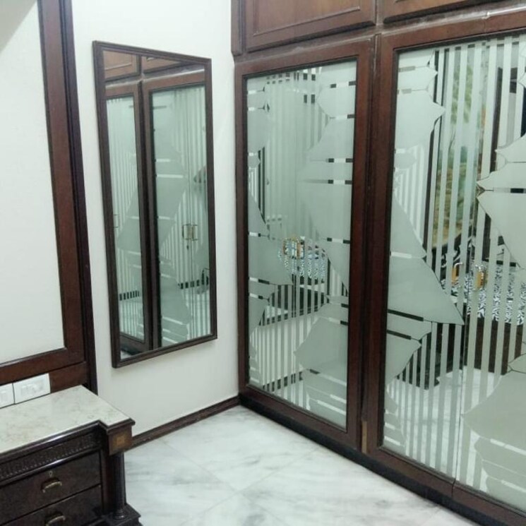 Room, ram-kutir 2 Bedroom 750 Sq.Ft. Apartment In Hindu Colony Mumbai 7839709