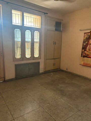 Room in 2 BHK Apartment at Ip Extension – for Sale