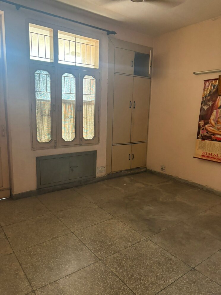 Room, ip extension 2 Bedroom 1100 Sq.Ft. Apartment In Ip Extension Delhi 7839763