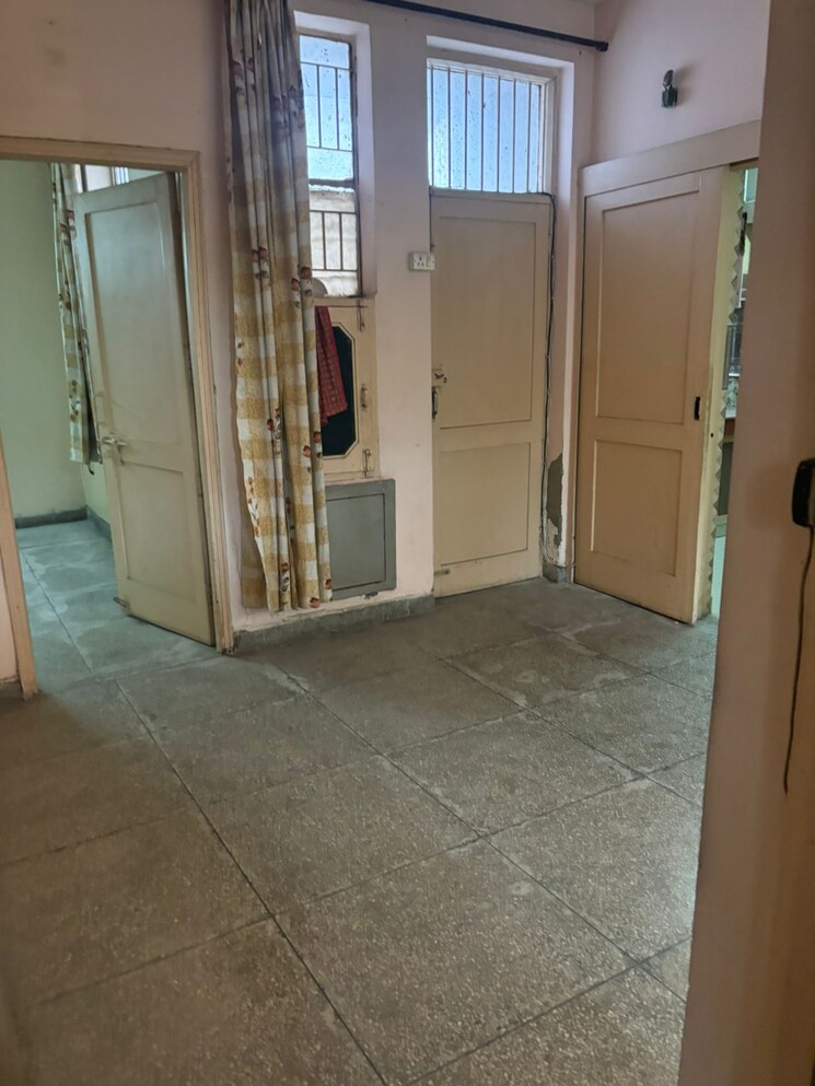 Living Room, ip extension 2 Bedroom 1100 Sq.Ft. Apartment In Ip Extension Delhi 7839763