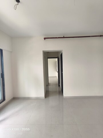 Room in 1 BHK Apartment at Vihang Valley Phase 3, Kasarvadavali – for Sale