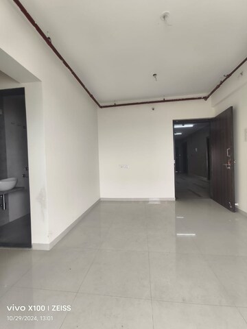 Room in 1 BHK Apartment at Vihang Valley Phase 3, Kasarvadavali – for Sale