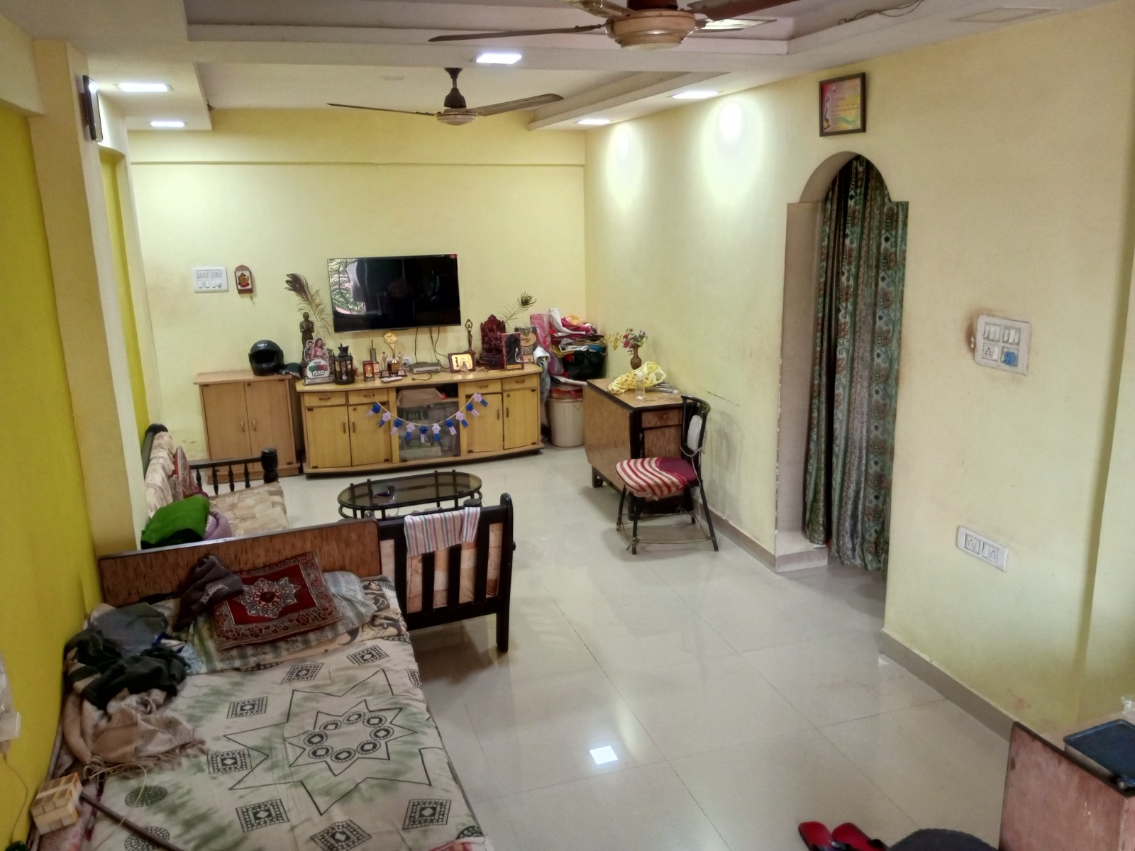 1 BHK + Pooja Room,Study Room Apartment For Sale in Nirvigna Apts, Vartak Ngr