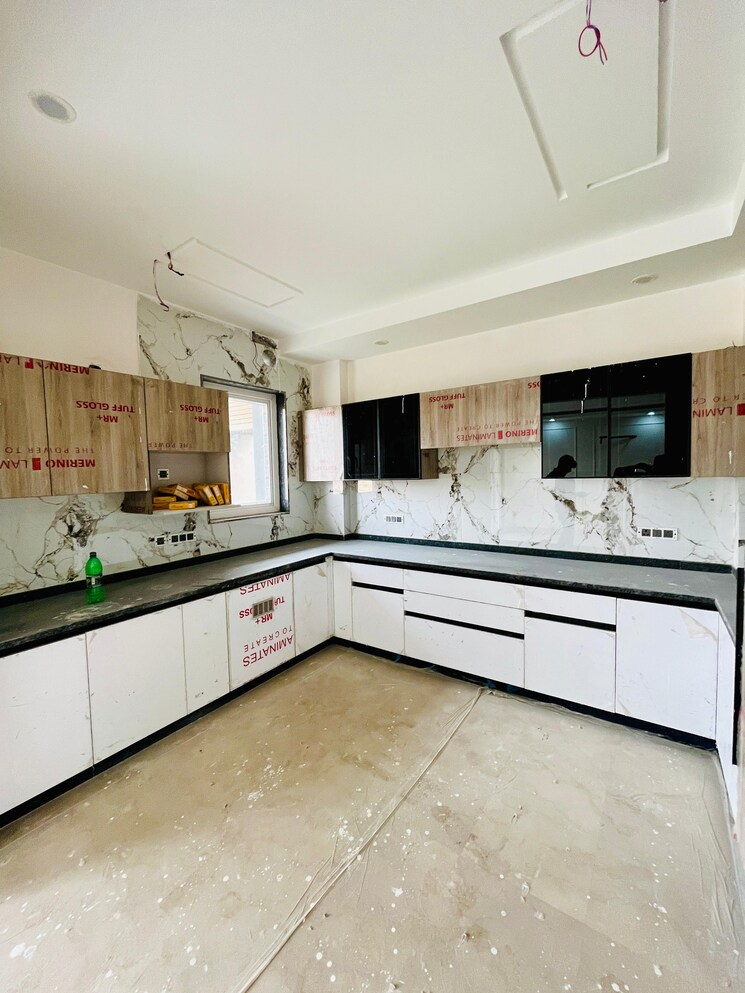 Kitchen, ansal-api-esencia 4 Bedroom 330 Sq.Yd. Builder Floor In Sector 67 Gurgaon 7839940