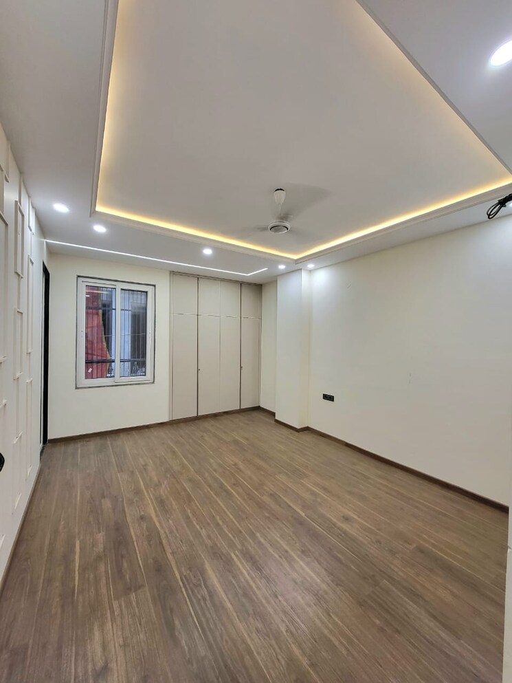 Room, unitech-south-city-1 3 Bedroom 1650 Sq.Ft. Builder Floor In Sector 41 Gurgaon 7839964