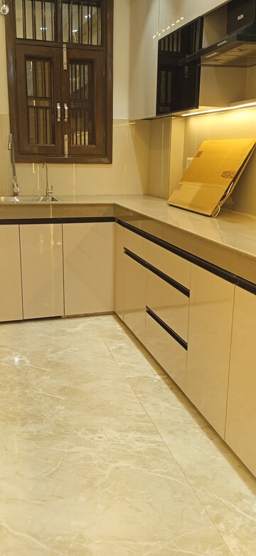 Kitchen in 3 BHK Builder Floor at Mahavir Enclave 1 – for Sale