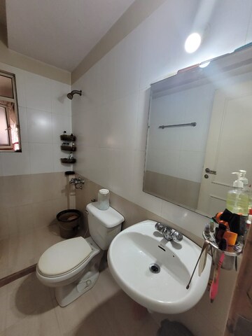 1 BHK Apartment For Rent in Hiranandani Estate